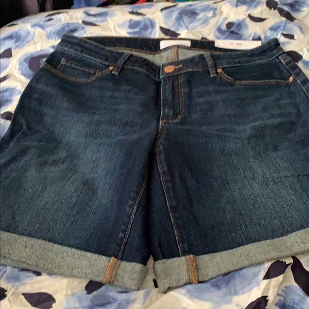 BNWT loft size 8 Bermuda Jean shorts